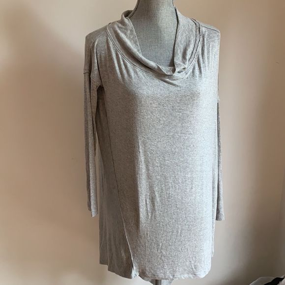 🌈  3/$20 Free People We the Free oversized top fits extra small to medium - Picture 2 of 8